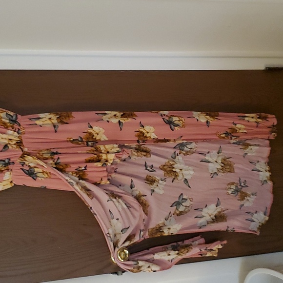 Magnolia romper - Picture 3 of 3